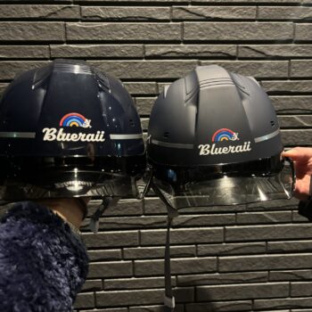 Blueraiiヘルメット新調しました！